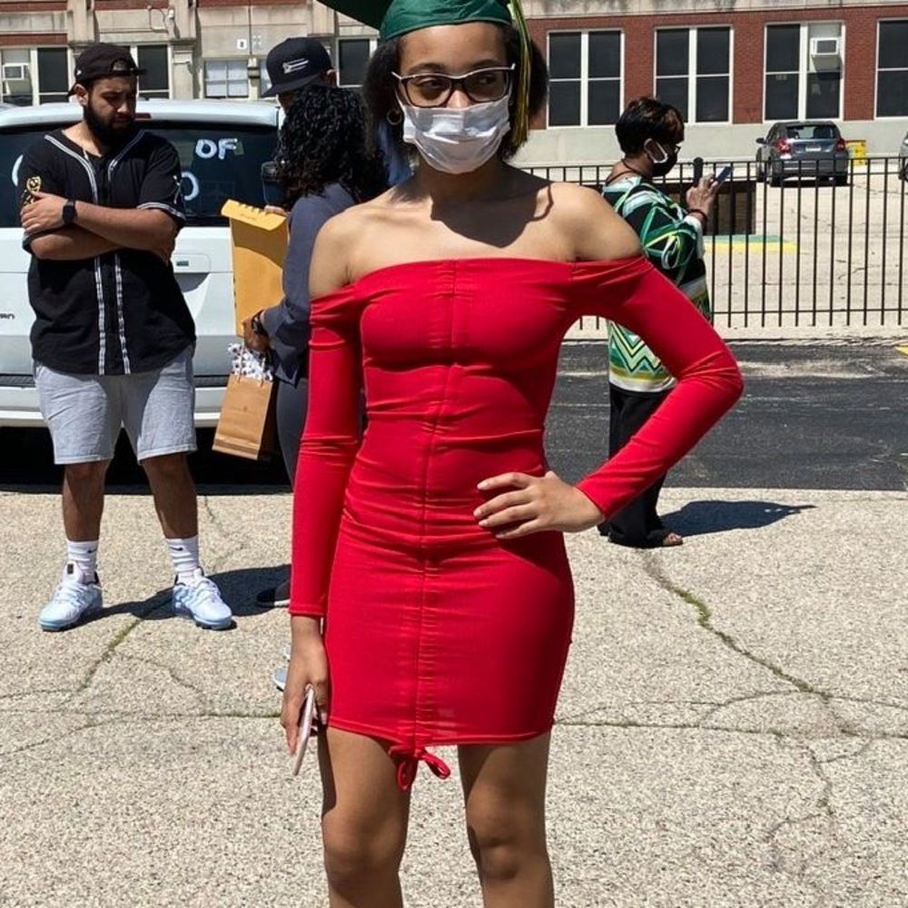 Meet your Posher, Alyssa